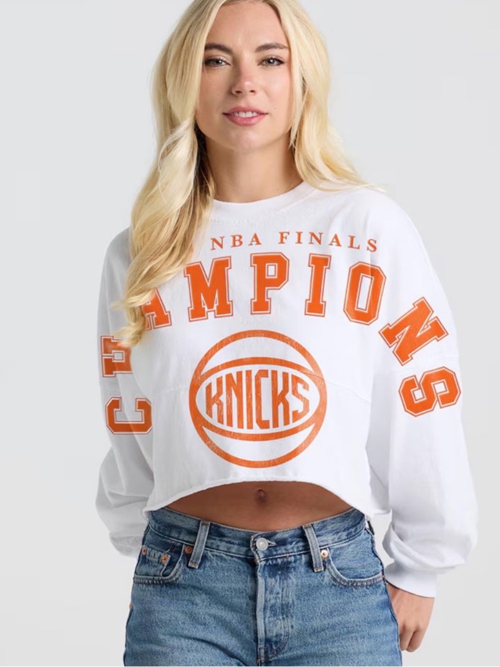 Fanatics White & Orange New York Knicks Champions Crewneck
